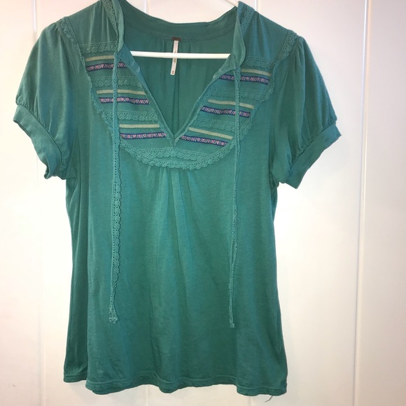 Free People Tops - Free People Crochet V Neck Embroidered Crochet Top